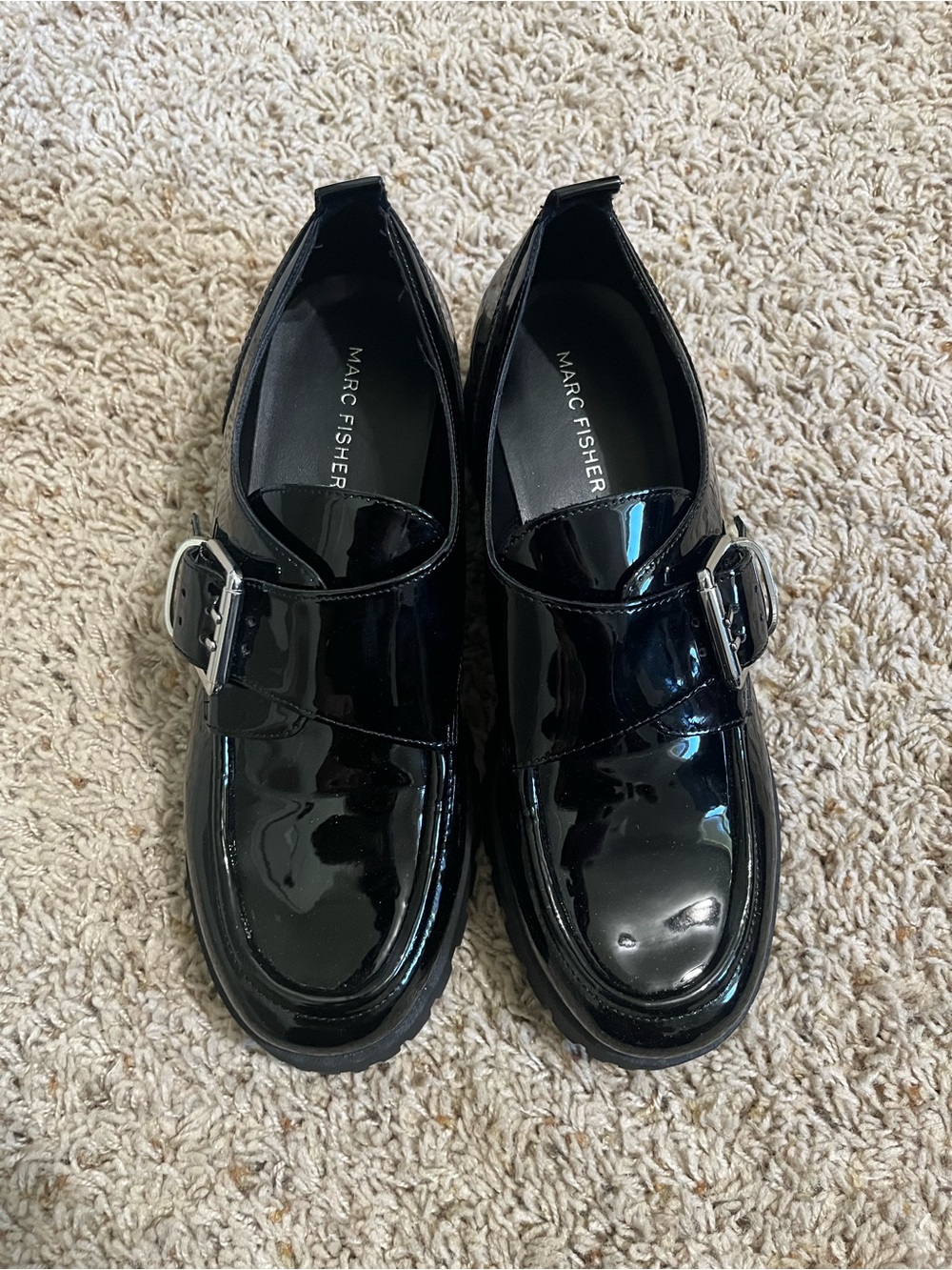Marc Fisher Faux Leather Shiny Chunky Block Heel Lug Sole Academic Dockers 8.5 - Picture 2 of 8